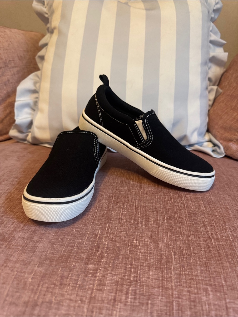 Kids Black Slip-On Canvas Sneakers size 1 NWOT